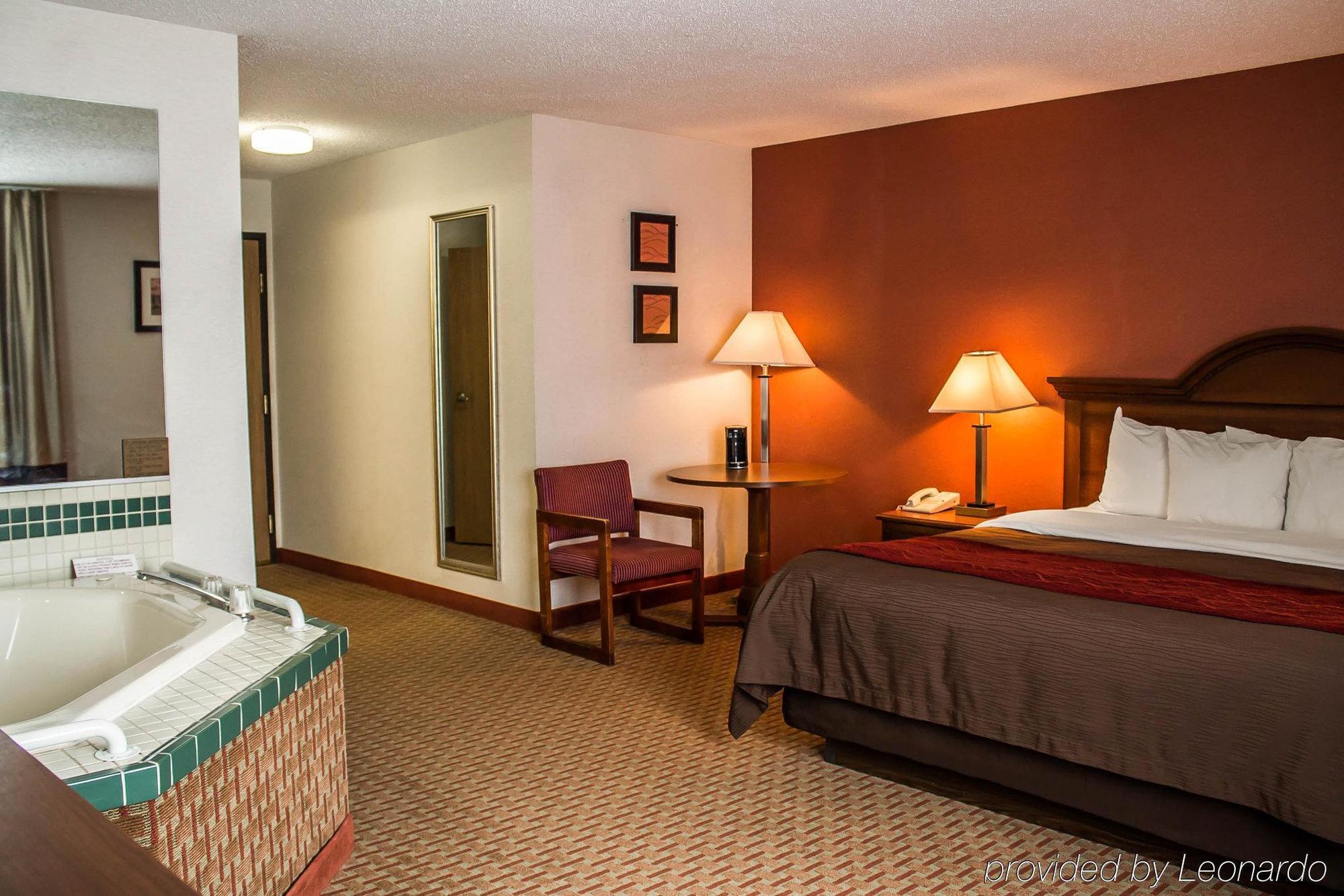 Quality Inn East Liverpool Exteriér fotografie